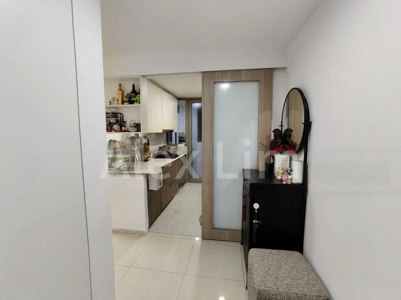4 Bed Executive Condo for Sale in  Sol Acres - Image 7