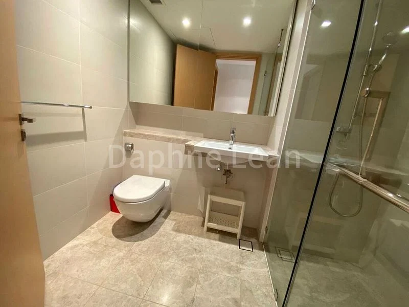 2 Bed Condo for Rent in  One Shenton - Image 10