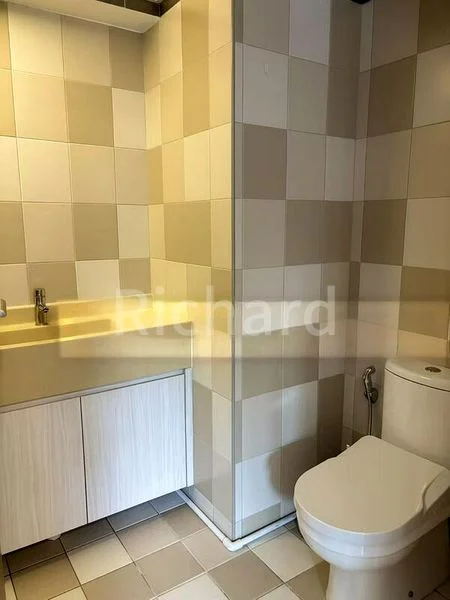 Common Room (HDB) for Rent in  87 Dawson Road - Image 4