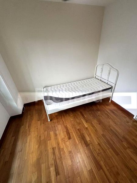 Common Room (HDB) for Rent in  87 Dawson Road - Image 2