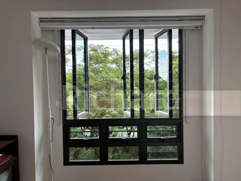 Common Room (HDB) for Rent in  87 Dawson Road - Image 6