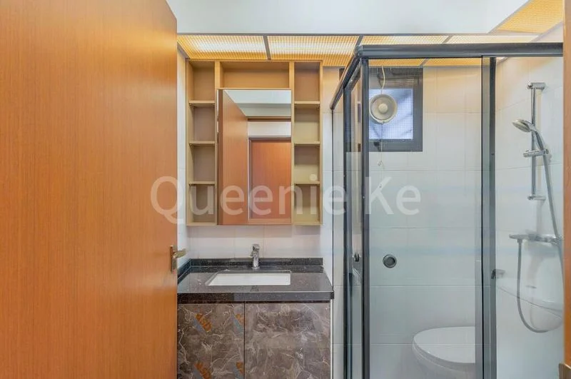 4 Room (4A) HDB for Sale in 33 Ghim Moh Link - Image 1