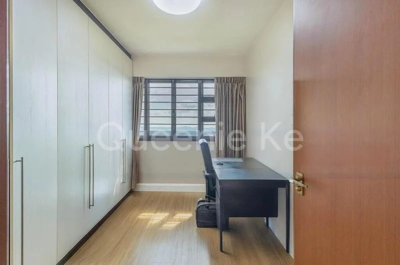 4 Room (4A) HDB for Sale in 33 Ghim Moh Link - Image 6