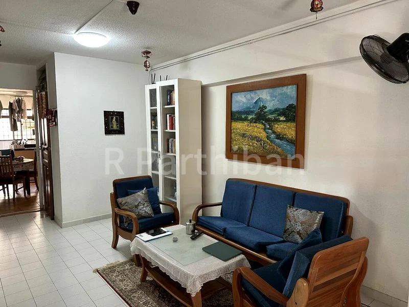 3 Room (3A) HDB for Sale in 213 Tampines Street 23 - Image 1