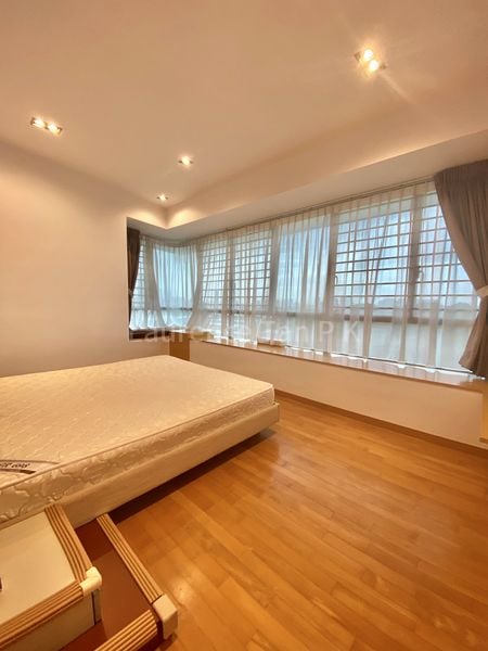 4 Bed Condo for Rent in  The Chuan - Image 5