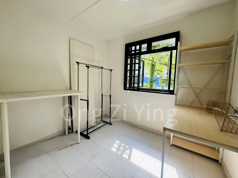 3 Room (3I) HDB for Rent in  152 Mei Ling Street - Image 4