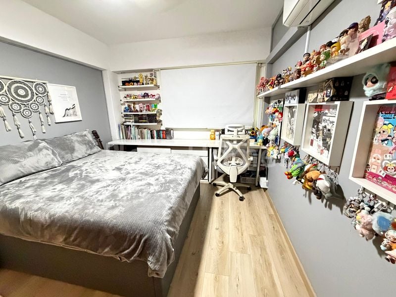 5 Room (5I) HDB for Sale in  103 Pasir Ris Street 12 - Image 4