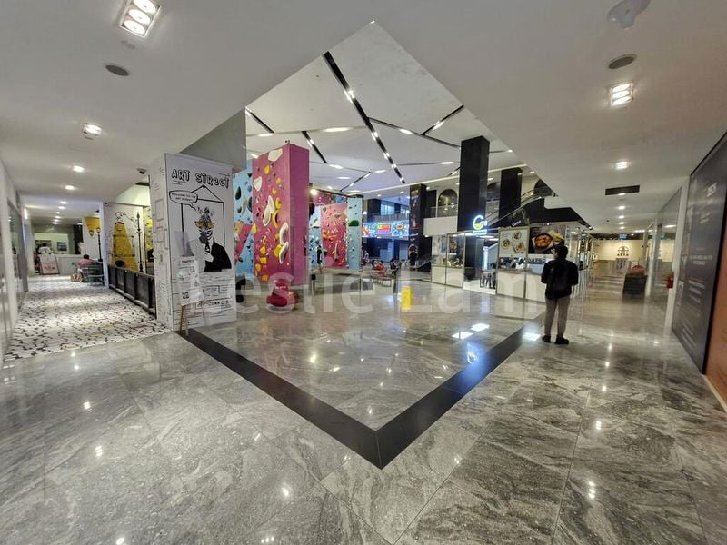 Mall Shop for Rent: CT Hub - Image 2