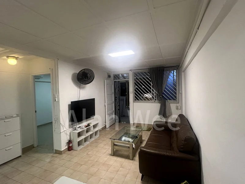 3 Room (3NG) HDB for Rent in 309 Bukit Batok Street 31 - Image 1