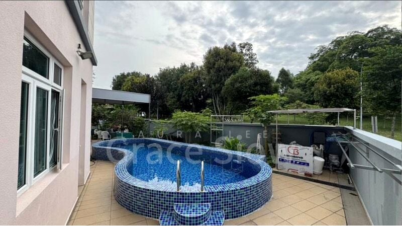 7 Bed Semi-Detached House (Landed) for Sale in  Wak Hassan Drive - Image 5