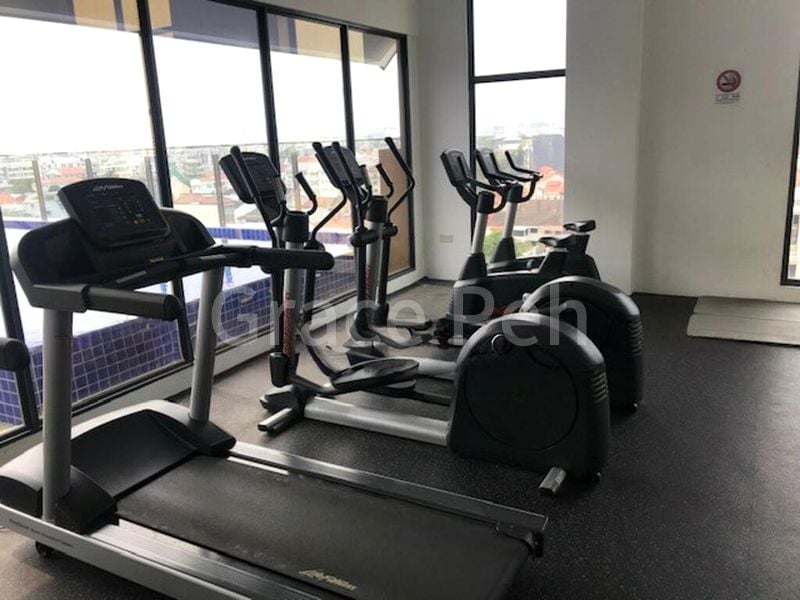 Office for Rent: Inexpensive renovated office with gym & pool | fully refurbished | ideal for owner use - Image 2