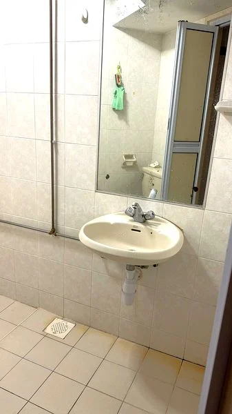 Common Room (Condo) for Rent in  Bishan Park Condominium - Image 6