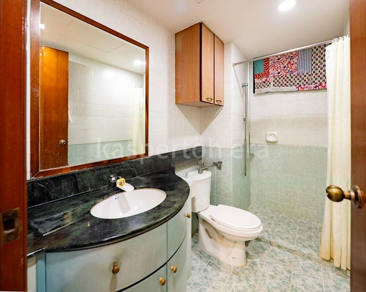 3 Bed Condo for Sale in  Summerdale - Image 10