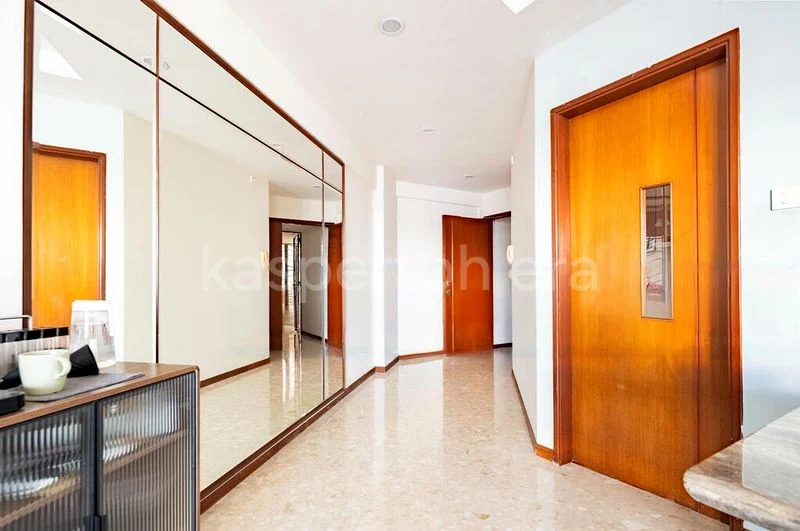 3 Bed Condo for Sale in  Summerdale - Image 6