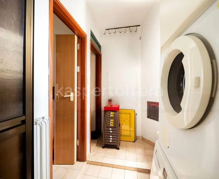 3 Bed Condo for Sale in  Summerdale - Image 9