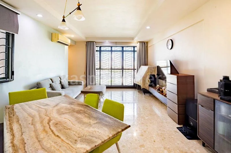 3 Bed Condo for Sale in  Summerdale - Image 3