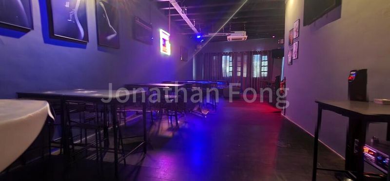 Shop / Shophouse for Rent: BOAT QUAY CONSERVATION AREA - Image 3