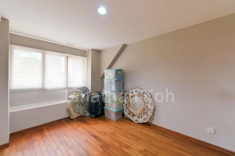 4 Bed Terraced House (Landed) for Sale in Hougang Street 13 - Image 4