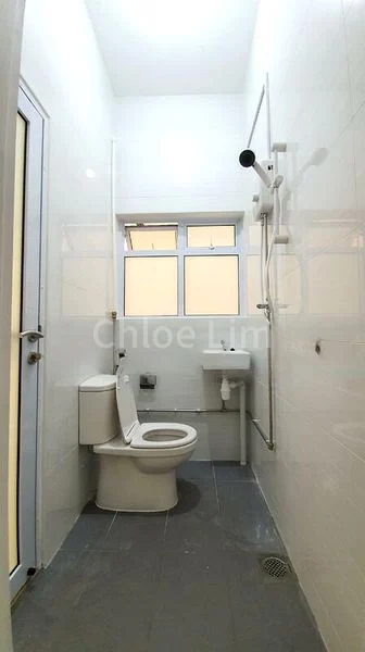 5 Bed Semi-Detached House (Landed) for Sale in  Springleaf Garden Estate - Image 8