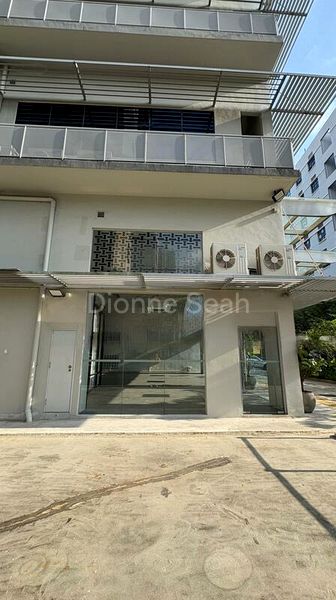 Meissa: 1,200 Sq Ft Shop, 2,500 Sq Ft Complex on 1st Street - Image 3