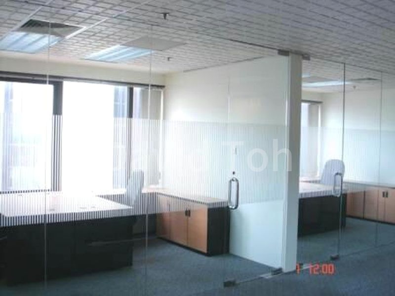 Office for Rent: Excellent Seaview, Fitted Office at Raffles Place - Image 5