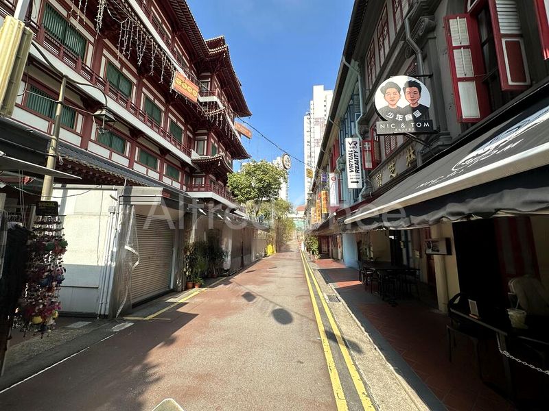 Shop / Shophouse for Sale: High Rental Yield, 3-Storey plus Mezzanine Sago Street Shophouse - Image 6