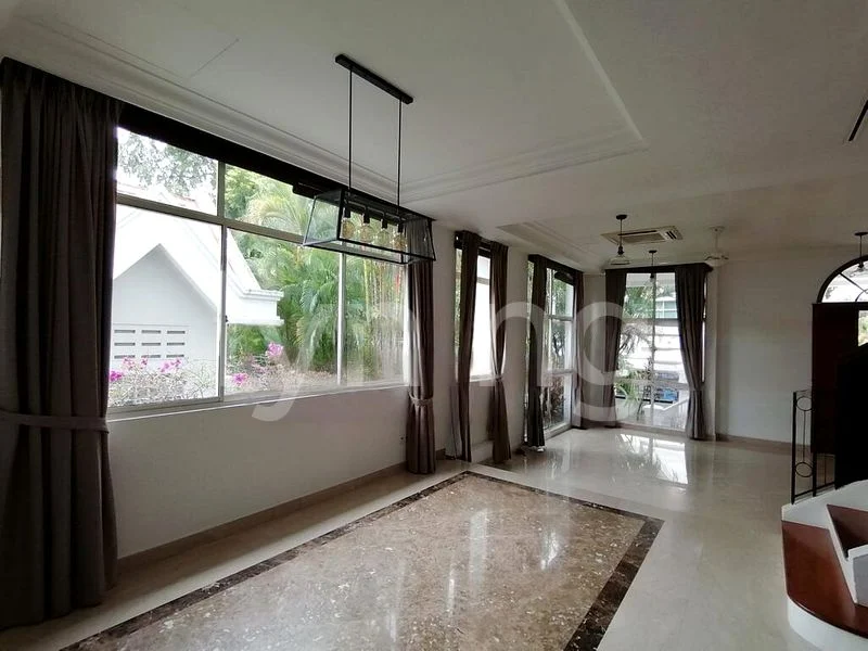 5 Bed Semi-Detached House (Landed) for Sale in University Park - Image 1