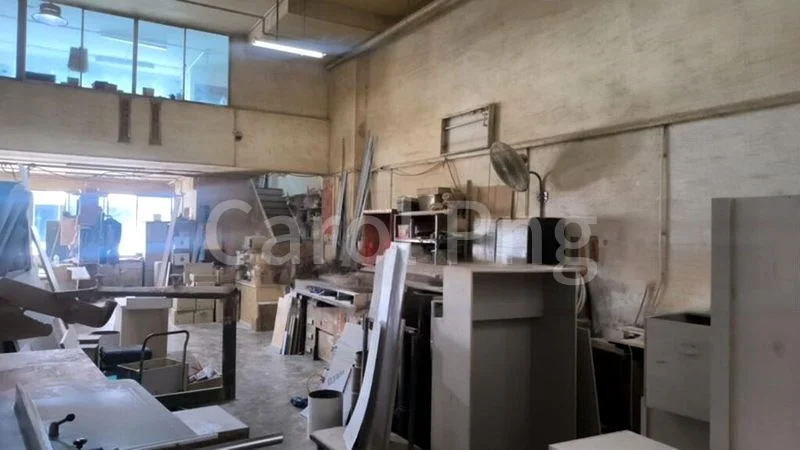 Light Industrial (B1) for Rent: North Link Building - Image 2