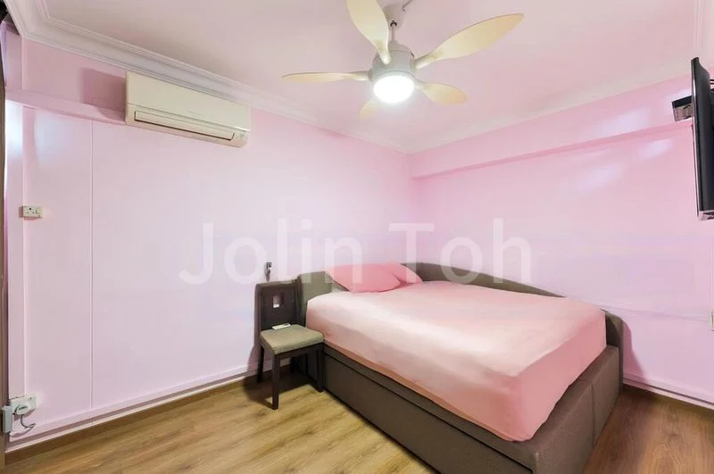 Executive HDB for Sale in 115 Ho Ching Road - Image 8