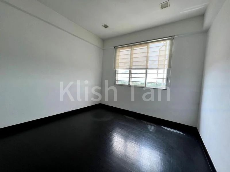 3 Bed Condo for Rent in  Castle Green - Image 3