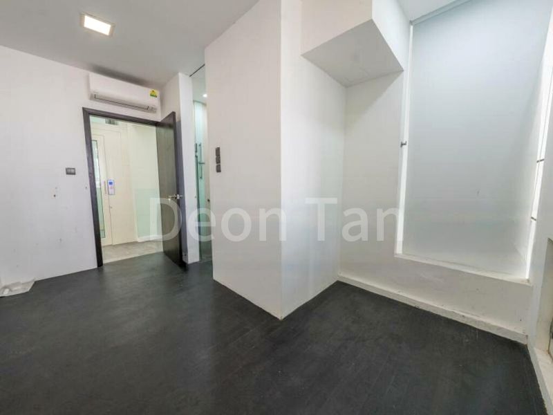 4 Bed Terraced House (Landed) for Sale in  ONE-TWO-SIX Cairnhill Arts Centre - Image 4