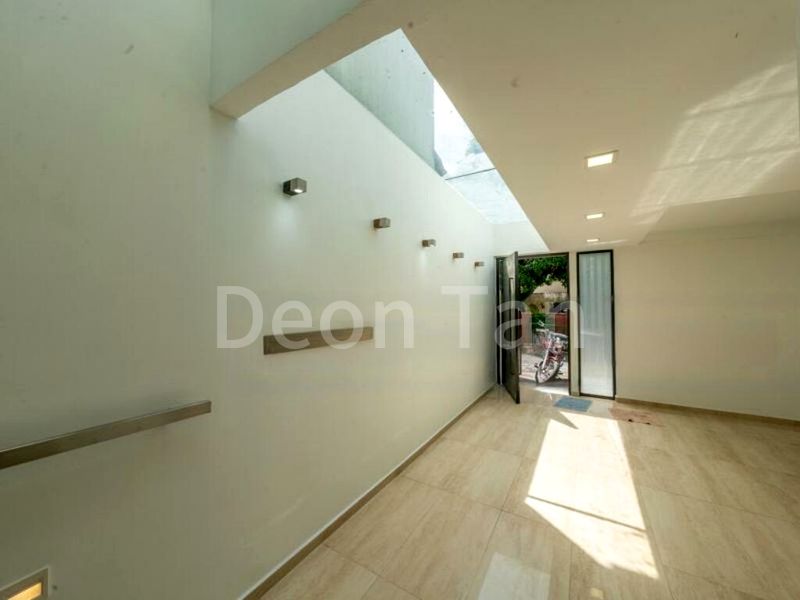 4 Bed Terraced House (Landed) for Sale in  ONE-TWO-SIX Cairnhill Arts Centre - Image 13