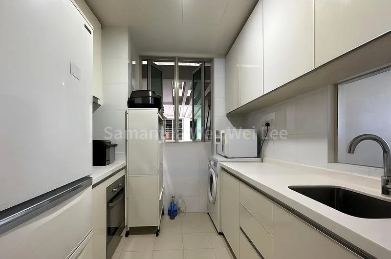 2 Bed Condo for Sale in  Tree House - Image 4