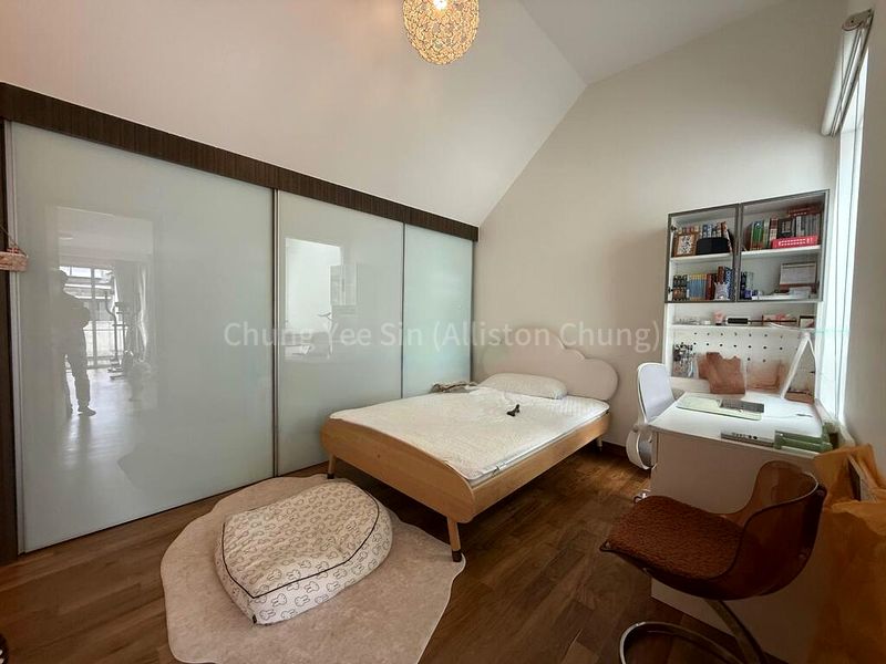 5 Bed Cluster House (Landed) for Sale in  The Greenwood - Image 8