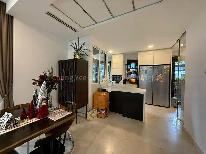 5 Bed Cluster House (Landed) for Sale in  The Greenwood - Image 2