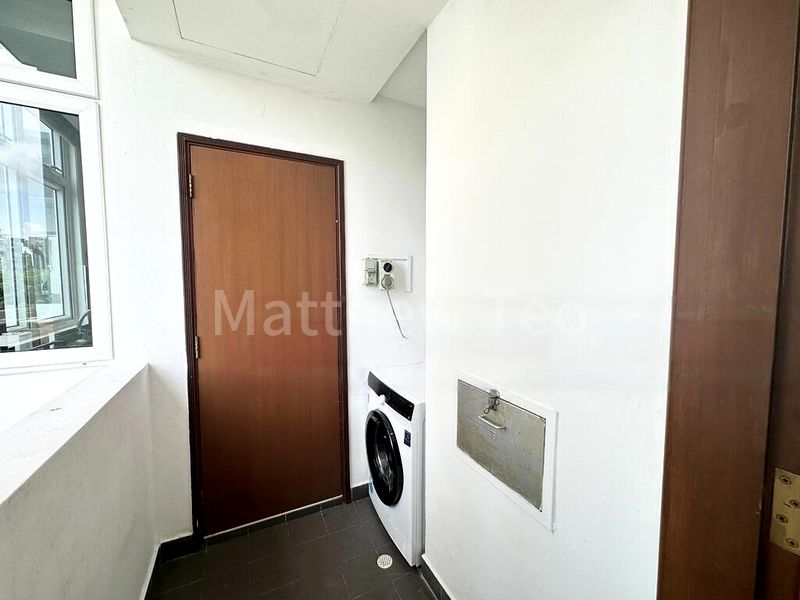 3 Bed Condo for Rent in  The Balmoral Spring - Image 13