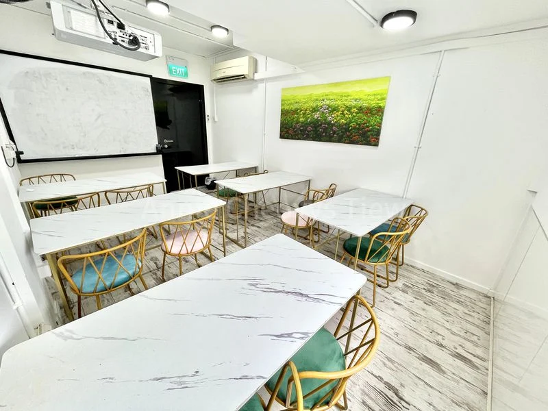 Shop / Shophouse for Rent: 709 Ang Mo Kio Avenue 8 - Image 3