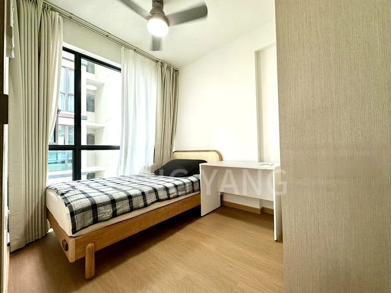 Master Room (Condo) for Rent in  Treasure at Tampines - Image 2
