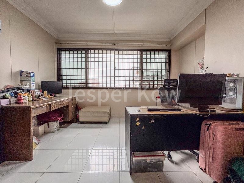 5 Room (5I) HDB for Sale in  416 Choa Chu Kang Avenue 4 - Image 3