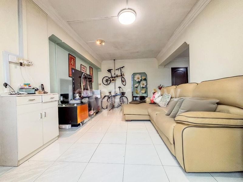 5 Room (5I) HDB for Sale in  416 Choa Chu Kang Avenue 4 - Image 2