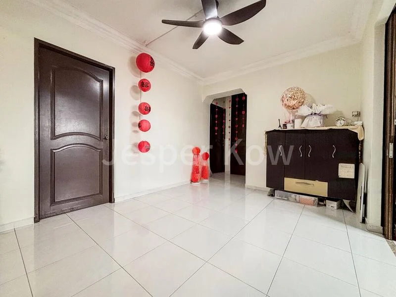 5 Room (5I) HDB for Sale in  416 Choa Chu Kang Avenue 4 - Image 4