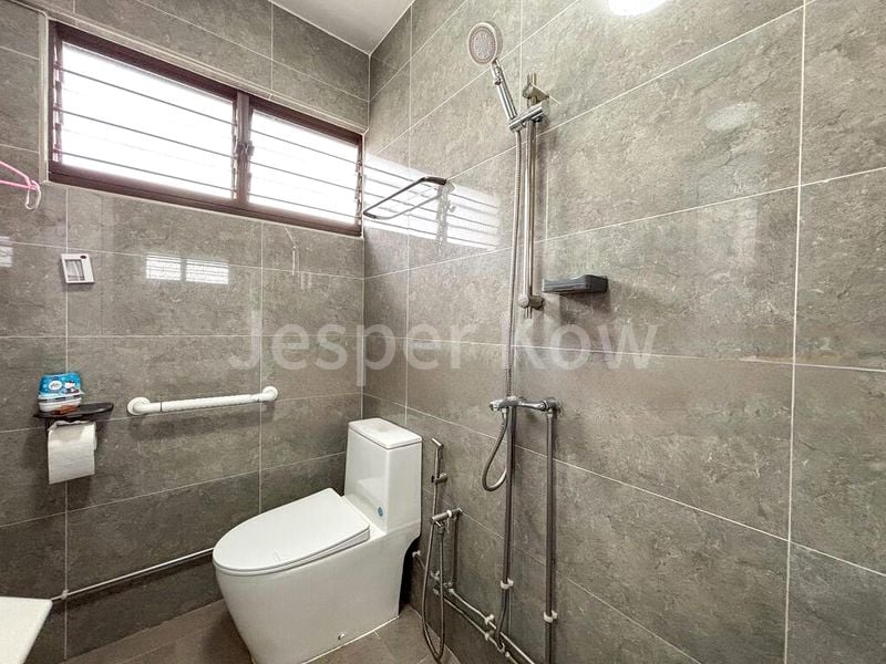 5 Room (5I) HDB for Sale in  416 Choa Chu Kang Avenue 4 - Image 11