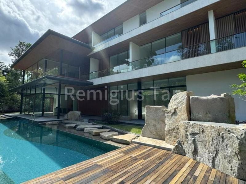 8 Bed Bungalow (Landed) for Sale in  White House Park - Image 1