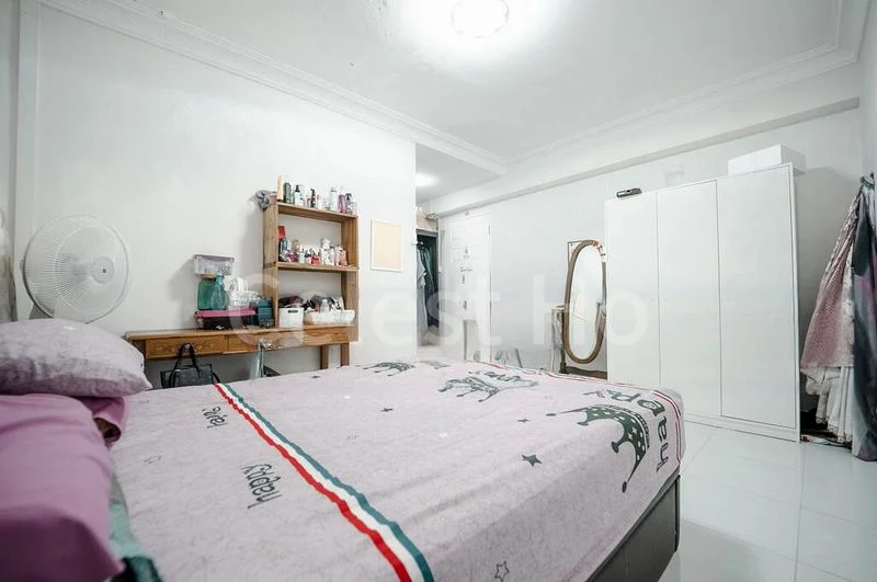 5 Room (5I) HDB for Sale in  842B Tampines Street 82 - Image 5