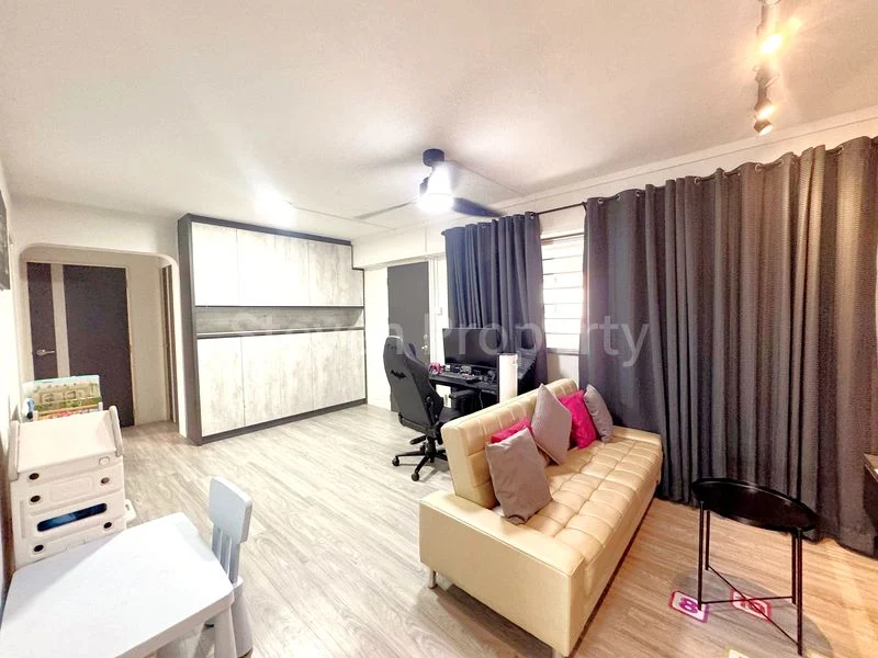 Common Room (HDB) for Rent in  404 Yishun Avenue 6 - Image 7