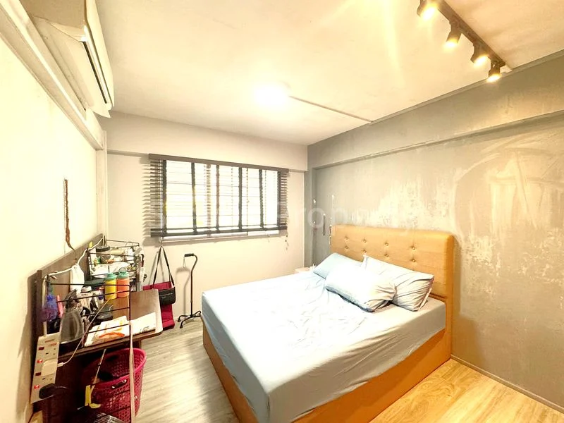 Common Room (HDB) for Rent in  404 Yishun Avenue 6 - Image 1