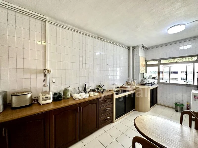 Executive HDB for Rent in  824 Yishun Street 81 - Image 10