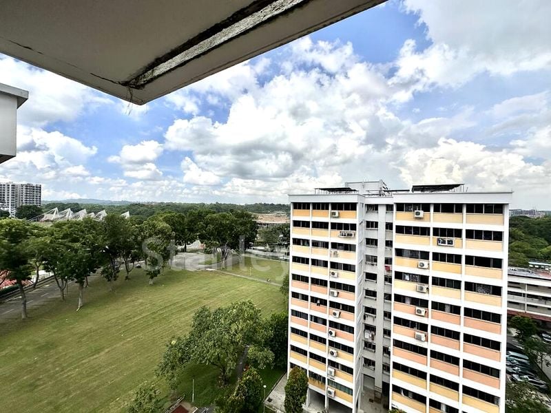 Executive HDB for Rent in  824 Yishun Street 81 - Image 2