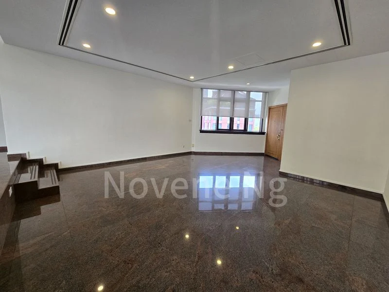 4 Bed Apartment (Condo) for Rent in  Manhattan Mansions - Image 3