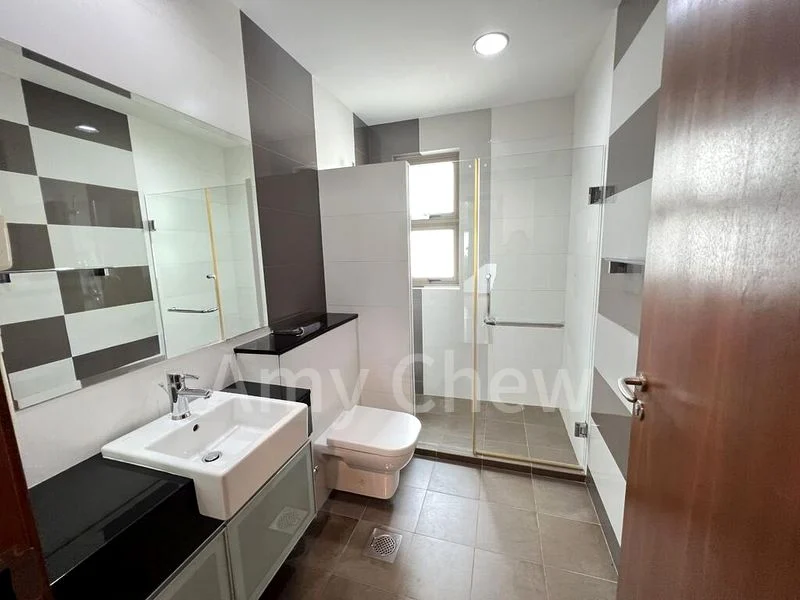 7 Bed Bungalow (Landed) for Rent in  Duchess Residences - Image 13